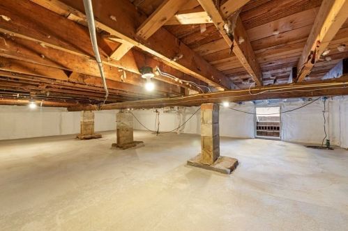 25 Eames St, North Reading MA  01864-2117 exterior