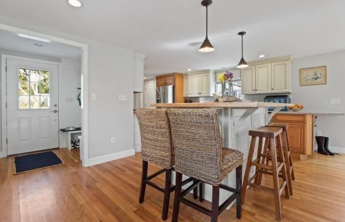 24 Bradley Wood Dr, Hingham MA 02043-1731 exterior