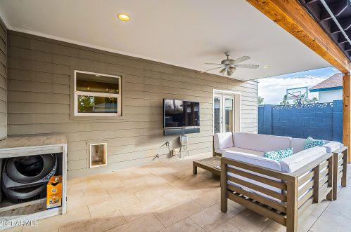 5136 2nd St, Phoenix AZ 85086-3406 exterior