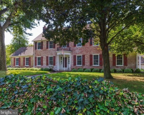 605 Delaware St, West Deptford NJ  08096-1576 exterior