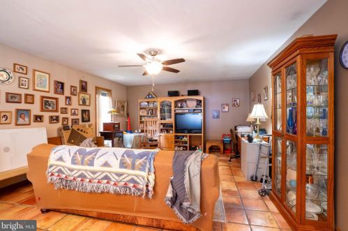 75 Toms River Rd, Jackson Twp NJ 08527-5237 exterior