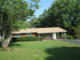 110 Meredith Rd, La Follette TN  37766-4035 exterior