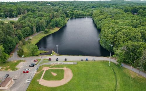 824 Main St, Shrewsbury, MA 01545-3198