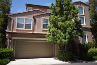 7 Huckleberry, Irvine CA  92618-7013 exterior