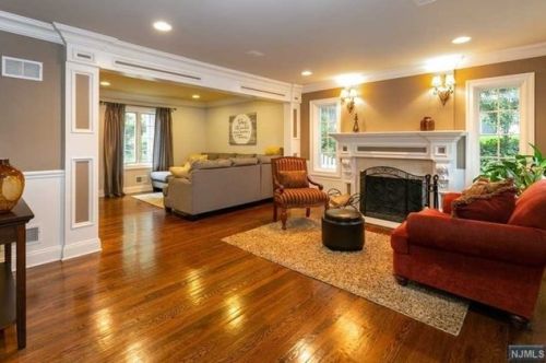 86 Lexington Ave, Cresskill NJ  07626-1216 exterior