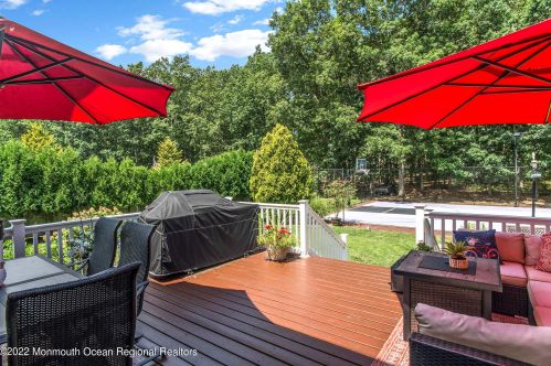 12 Tuscany Dr, Jackson Twp NJ 08527-3169 exterior