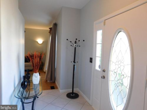 612 Schaeffer Ave, West Deptford NJ 08096-6631 exterior