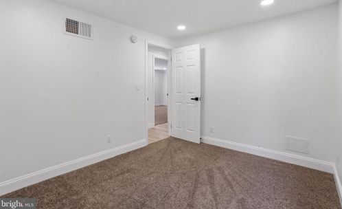 1 18th St, Burlington NJ  08016-4605 exterior