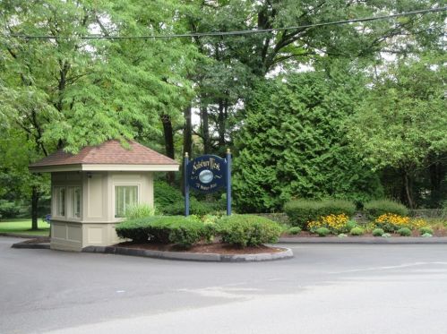 770 Salisbury St, Worcester MA 01609-1155 exterior