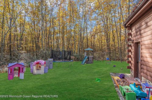 218 Chandler Rd, Jackson Twp NJ  08527-4339 exterior