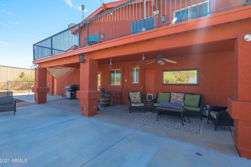 906 Carlise Rd, Phoenix AZ 85086-7479 exterior