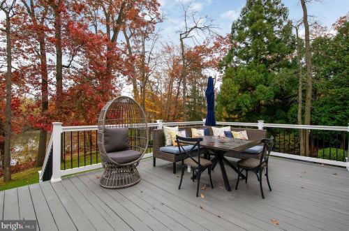 640 High St, West Deptford NJ 08051-1460 exterior