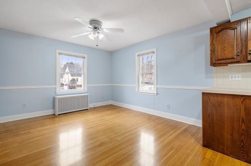 11 Fisher Rd, Worcester MA 01602-2810 exterior