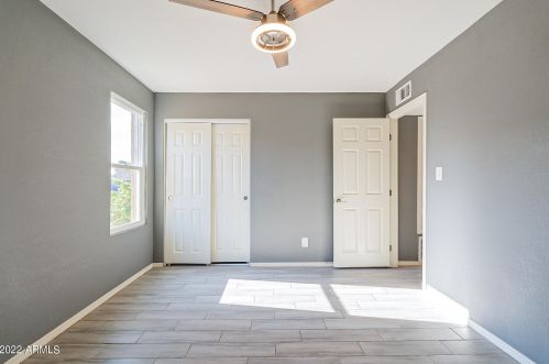 4769 Belleview St, Phoenix AZ  85008-5606 exterior