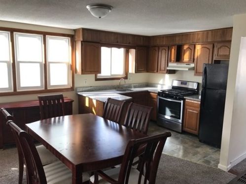 49 Hamlet St, Fall River MA 02724-3344 exterior