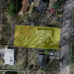 9 Verndale Rd, Newton MA  02461-2113 aerial view