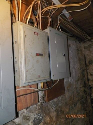 7 Fiske St, Worcester MA 01602-2961 exterior