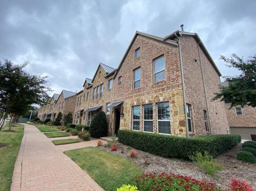 7929 Parkwood Blvd, Plano TX  75024-5880 exterior