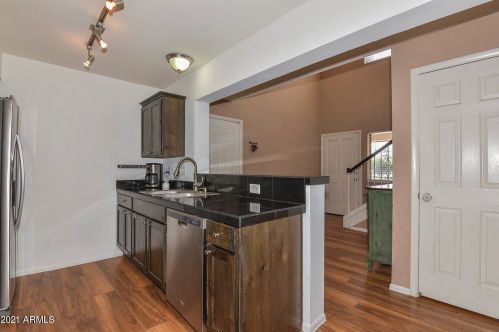 2206 Cambridge Ave, Phoenix AZ 85006-1415 exterior