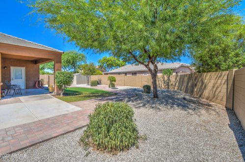 4217 73 Dr, Phoenix AZ 85033-2512 exterior