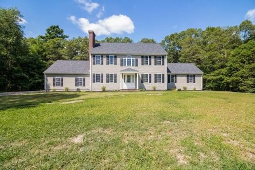 1988 Debra Jane Ct, Dighton, MA 02715-1023