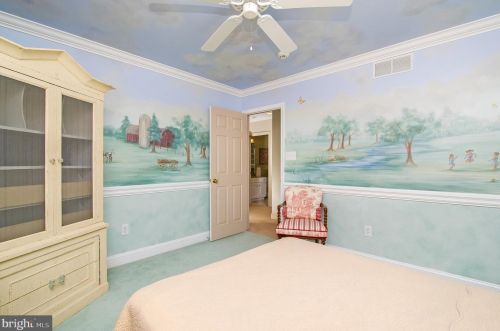 640 High St, West Deptford NJ 08051-1460 exterior