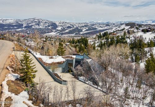 7602 Buckboard Dr, Park City, UT 84098-5313