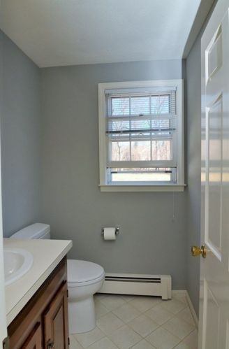 10 Foley Dr, Southborough MA 01772-1605 exterior