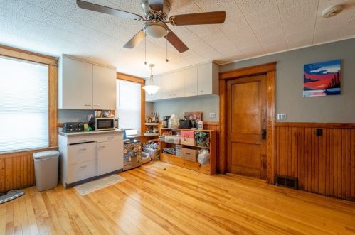 24 Fairbanks St, Worcester MA 01610-2104 exterior