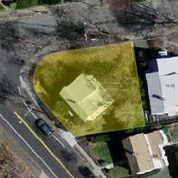360 Langley Rd, Newton MA  02459-2353 aerial view