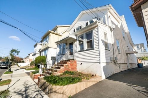 18 Mount Pleasant Ave, Belleville NJ  07109-2021 exterior