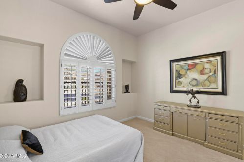 22110 36th St, Phoenix AZ  85050-7392 exterior