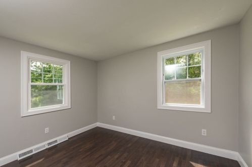 1364 Cohannet St, Taunton MA  02780-7136 exterior