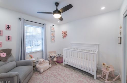 30 Stratfordshire Dr, Wantage NJ  07461-4223 exterior