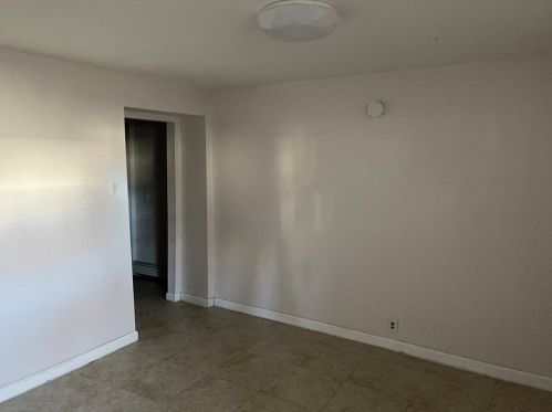 503 Lowell St, Lawrence MA 01841-4863 exterior