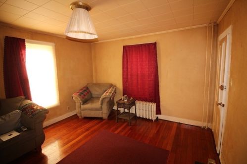 36 French St, Fall River MA 02720-3514 exterior