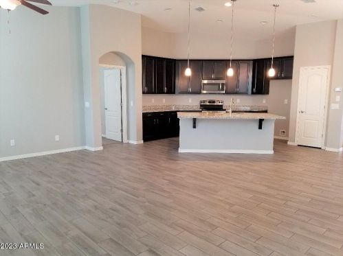 821 Constance Way, Phoenix AZ  85042 exterior