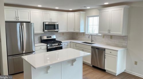 109 Carriage Hill Ct, Columbus NJ  08022-1067 exterior