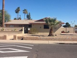 4301 66th Dr, Phoenix, AZ 85033-2714