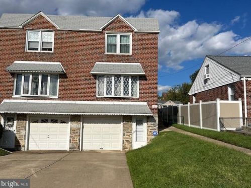 2211 Borbeck Ave, Philadelphia, PA 19152-3714