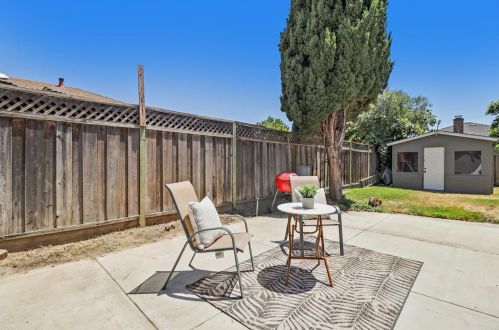 1135 Louise St, San Leandro CA  94578-3527 exterior