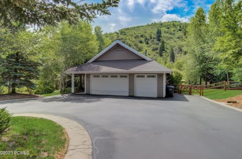 7794 Pinebrook Rd, Park City, UT 84098-5348