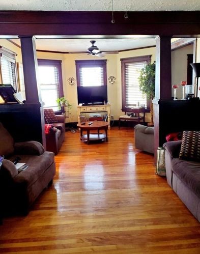 47 Sterling St, Worcester MA 01610-2146 exterior