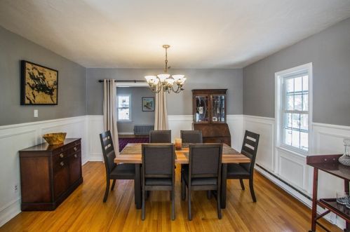 79 Deerfield St, Worcester, MA 01602-4348