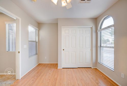 2715 Beautiful Ln, Phoenix AZ 85042-7073 exterior