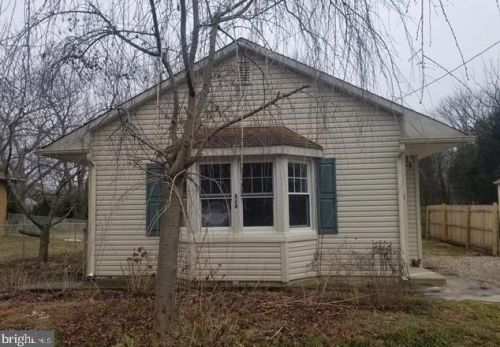 828 Sunrise Ave, West Deptford, NJ 08096-4774