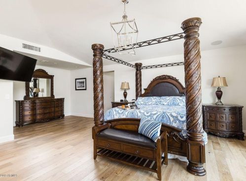 5123 43rd Pl, Phoenix AZ  85018-1633 exterior