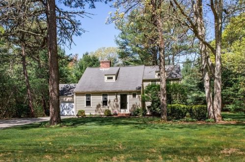 15 Haven Rd, Plymouth, MA 02360-3207