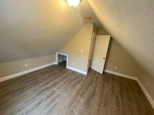 21 Sigel St, Worcester MA 01610-1824 exterior