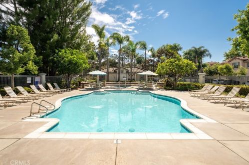 8035 Treeview Ct, Anaheim CA 92808-1553 exterior